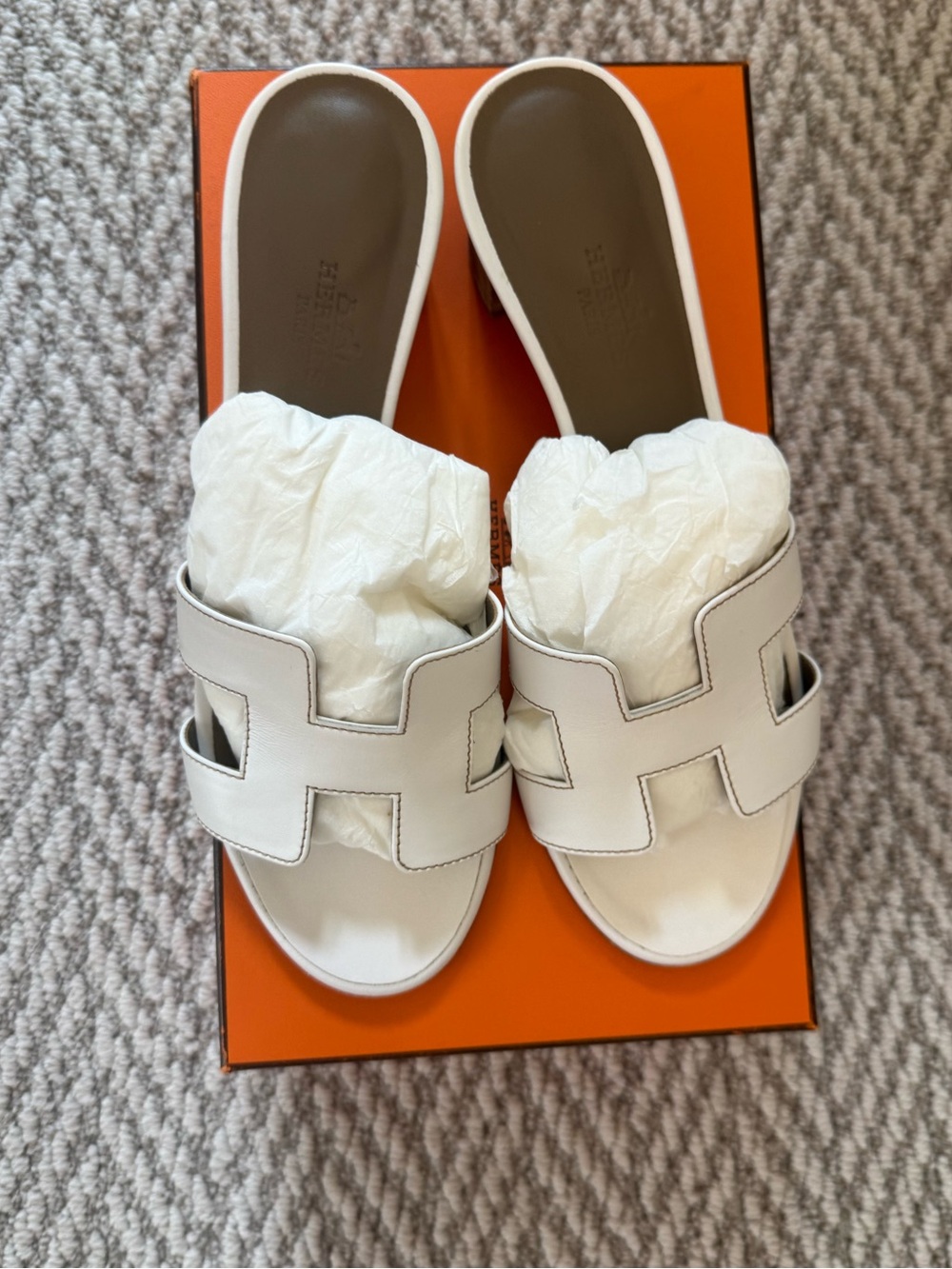 Authentic Hermes White Oasis